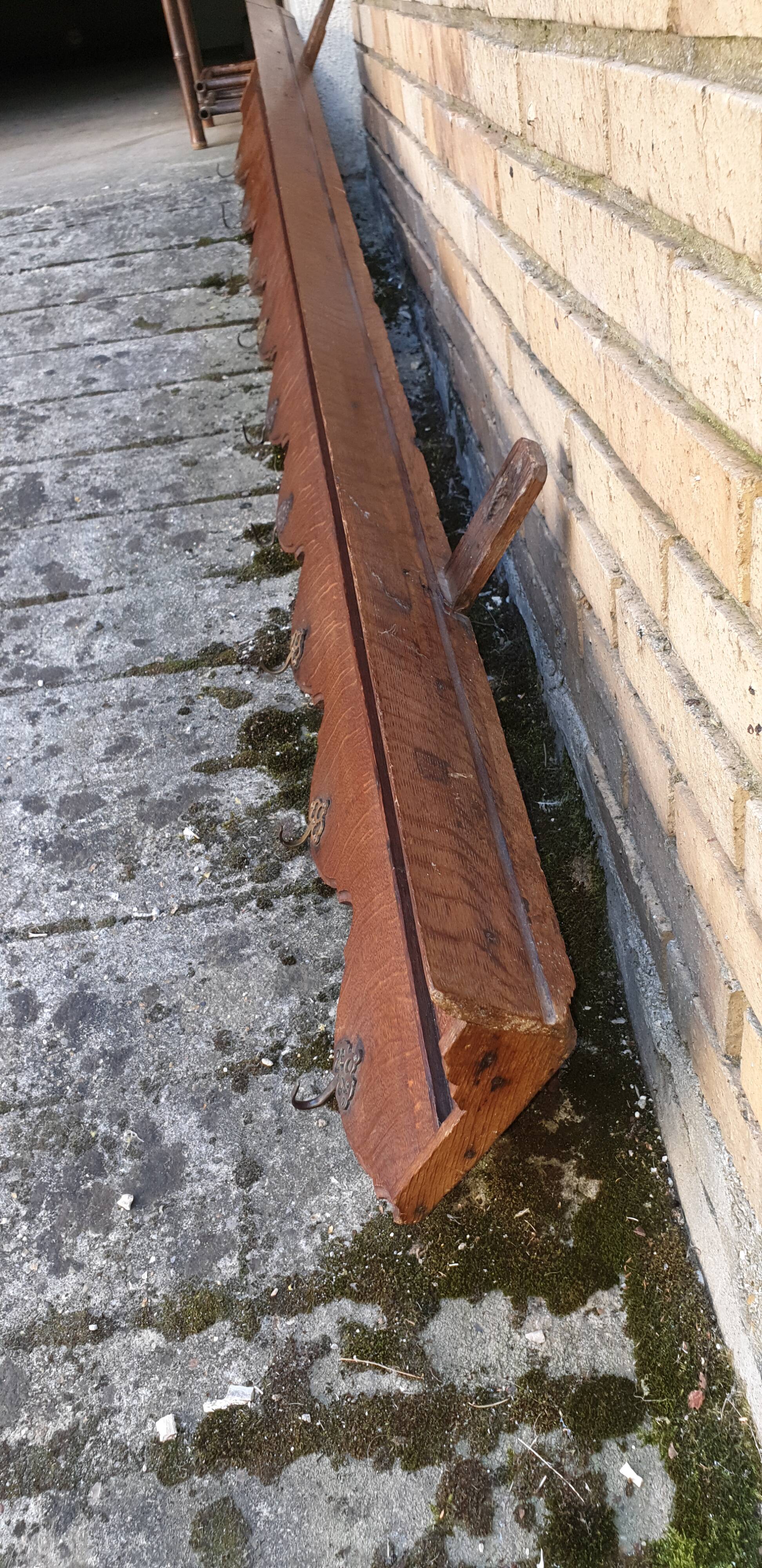 Alsatian suspended cornice