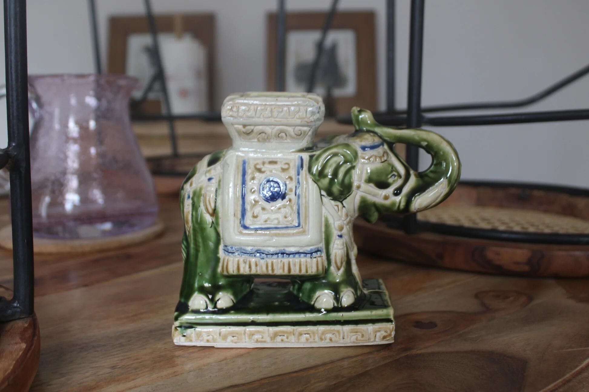 Vintage elephant ashtray in glazed ceramic – Green, cream and blue – Asian decor