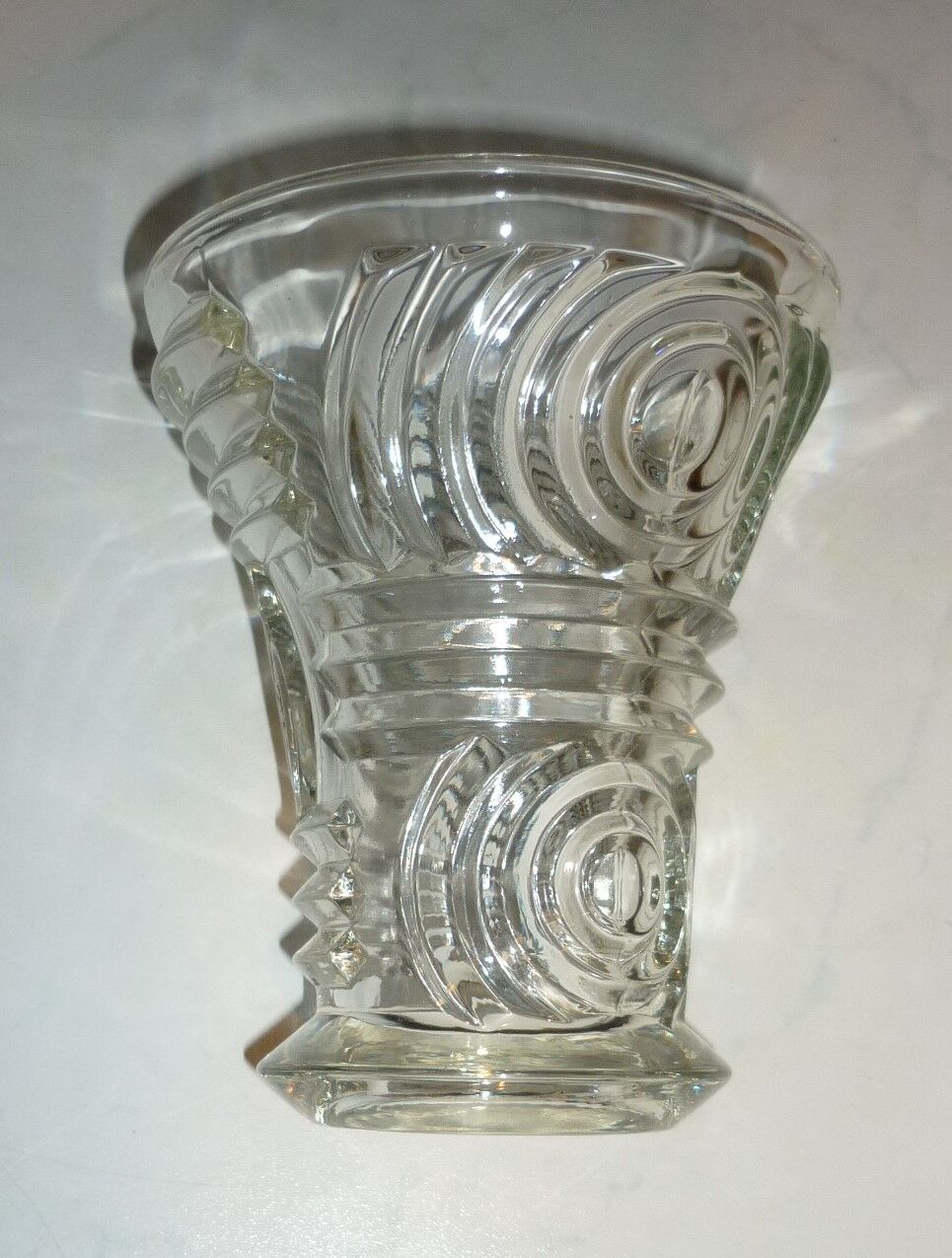 Vase style De Fresnel