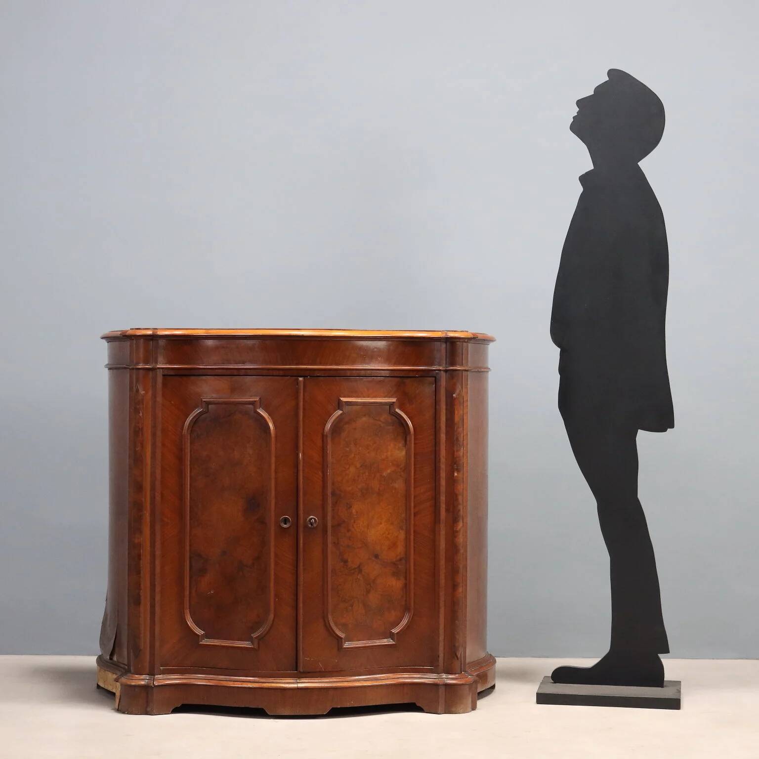 Antique Umbertine walnut buffet, Italy, 19th century