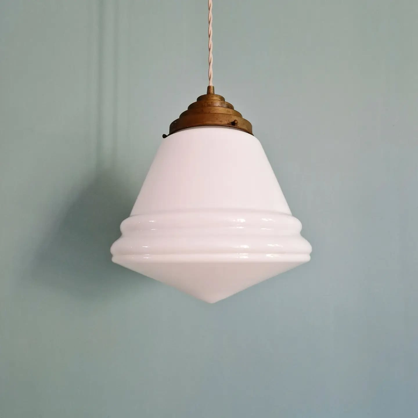 Art Deco conical white opaline suspension, 1920-30