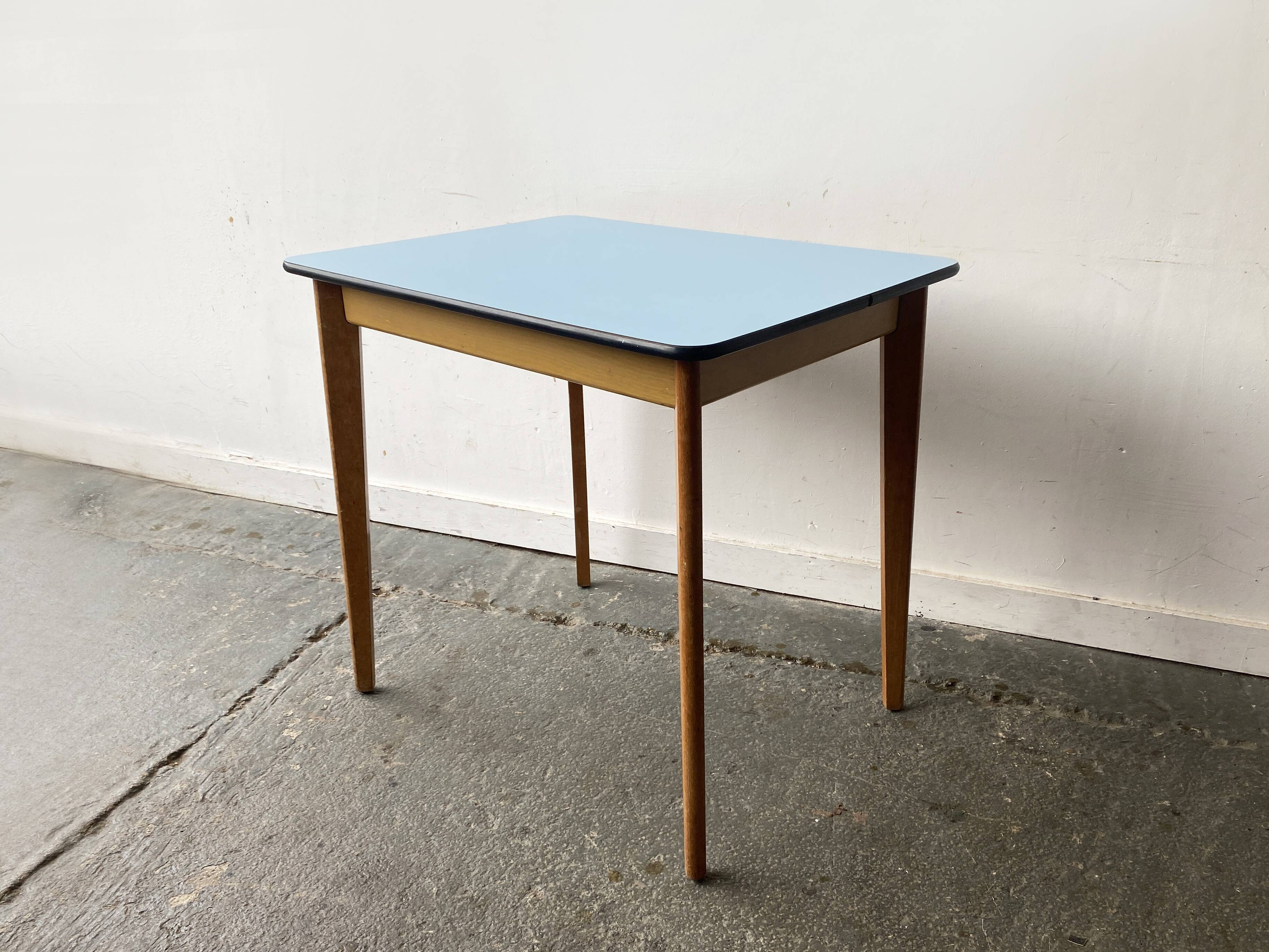 Mid-Century 1960s vintage small Formica kitchen/dining table
