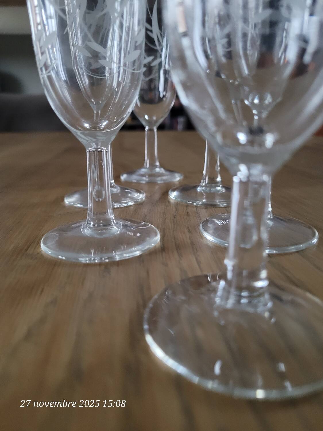6 vintage champagne flutes