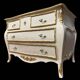 Commode galbée style louis XV