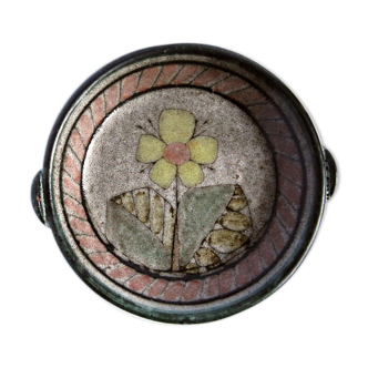 Flowery pottery dish from Portugal