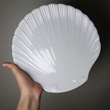 3 vintage flat plates with scallop shells, fine Limoges porcelain