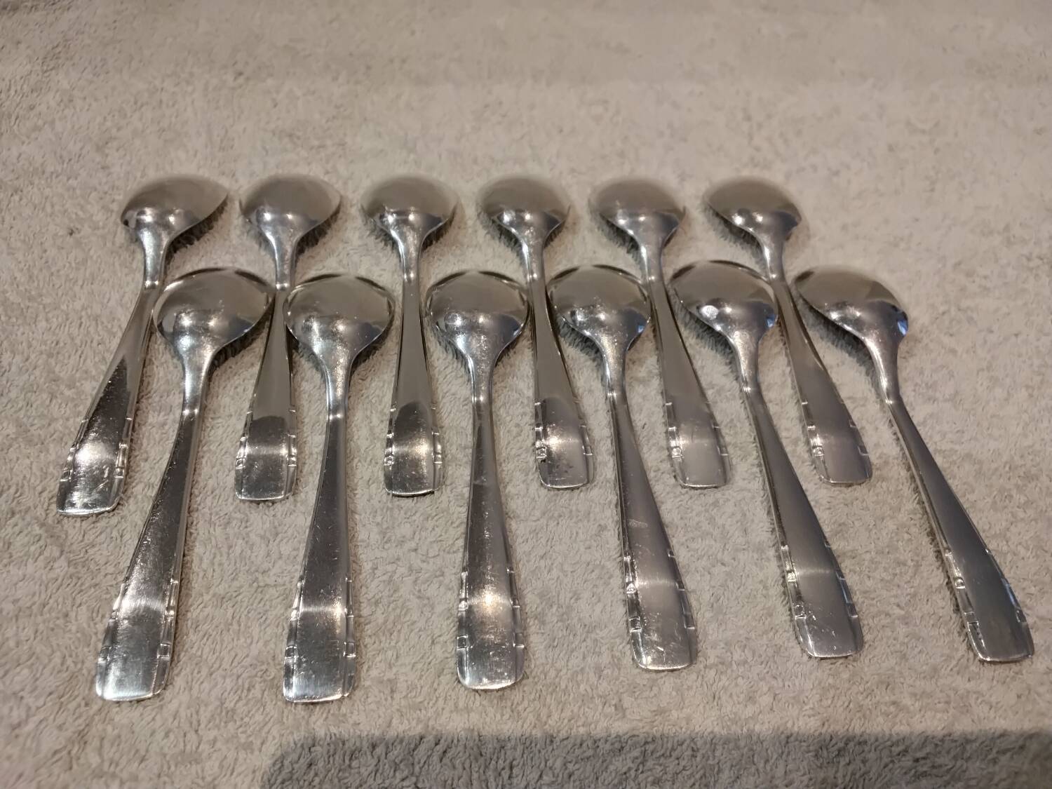 12 silver-plated metal ice cream scoops, silversmith Argental, Art Deco style, 13.3cm
