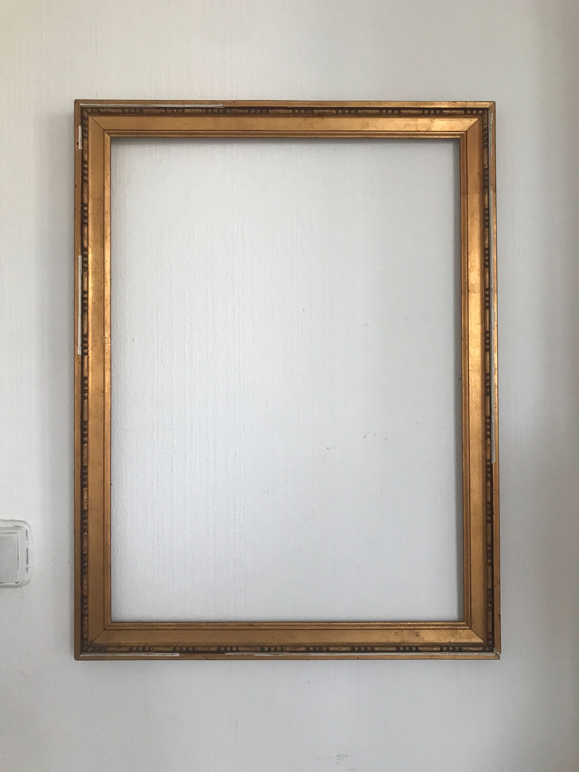 Carved gilded wooden frame 52x68.5 cm