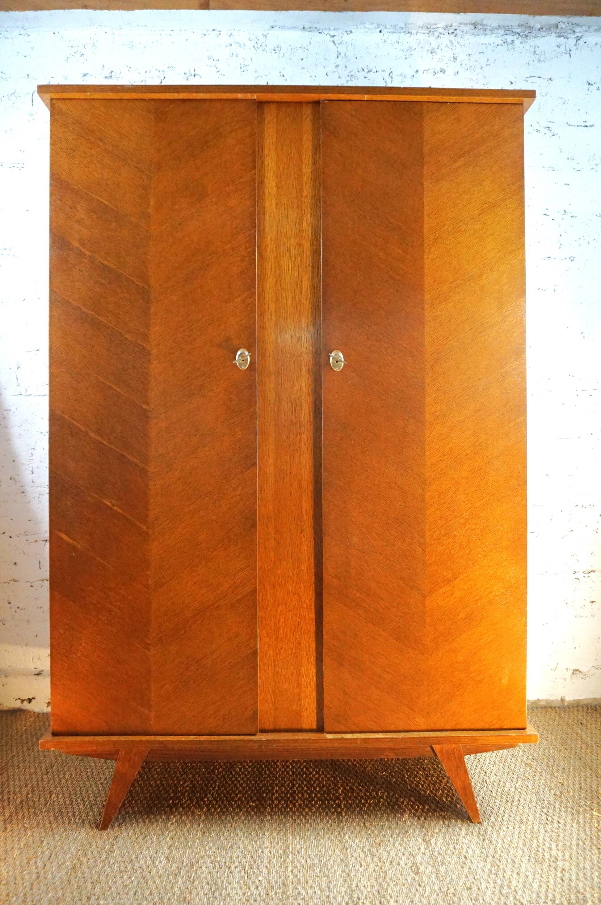 Vintage 2-door wardrobe from the 1950s with compass feet, easy assembly