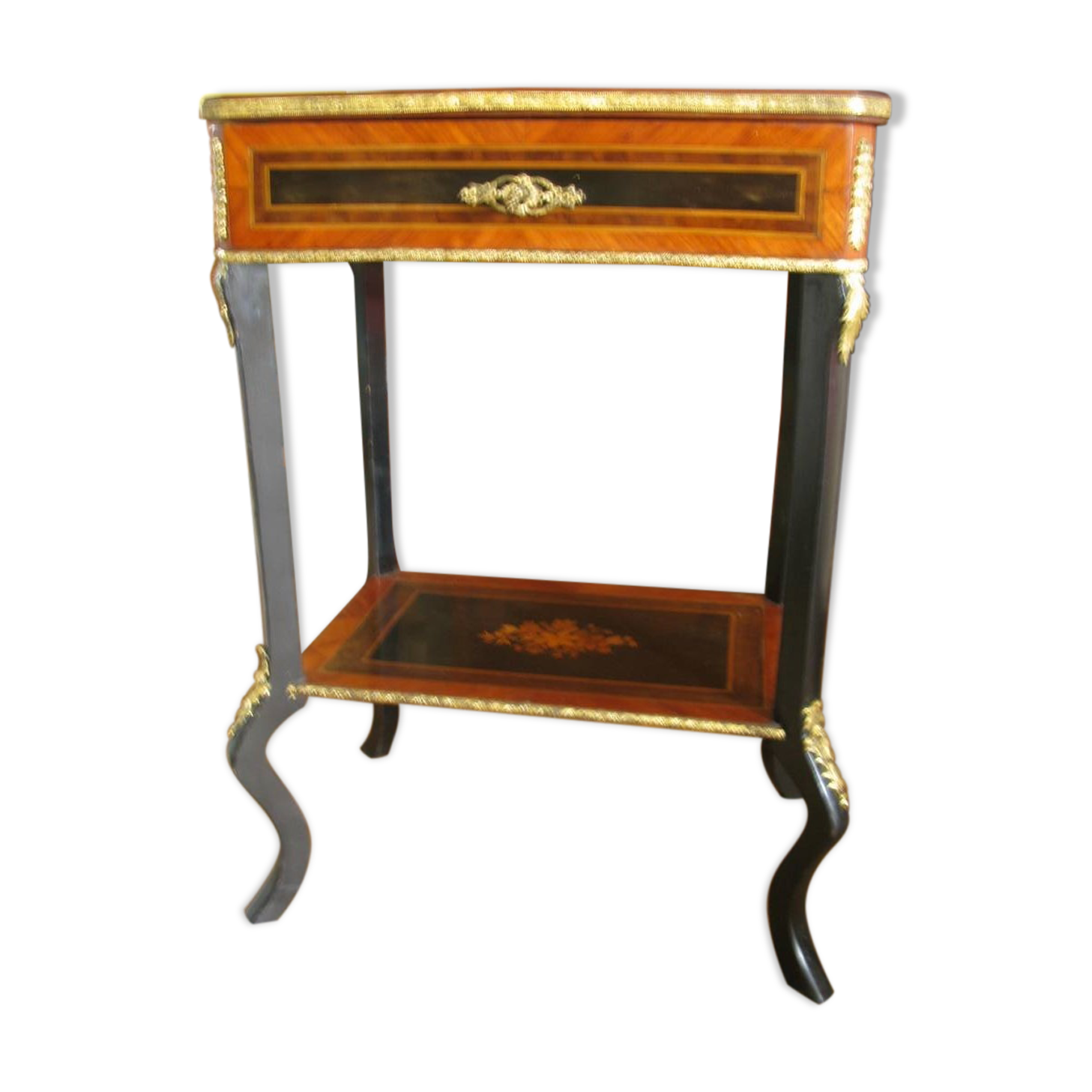 Meuble travailleuse en marqueterie