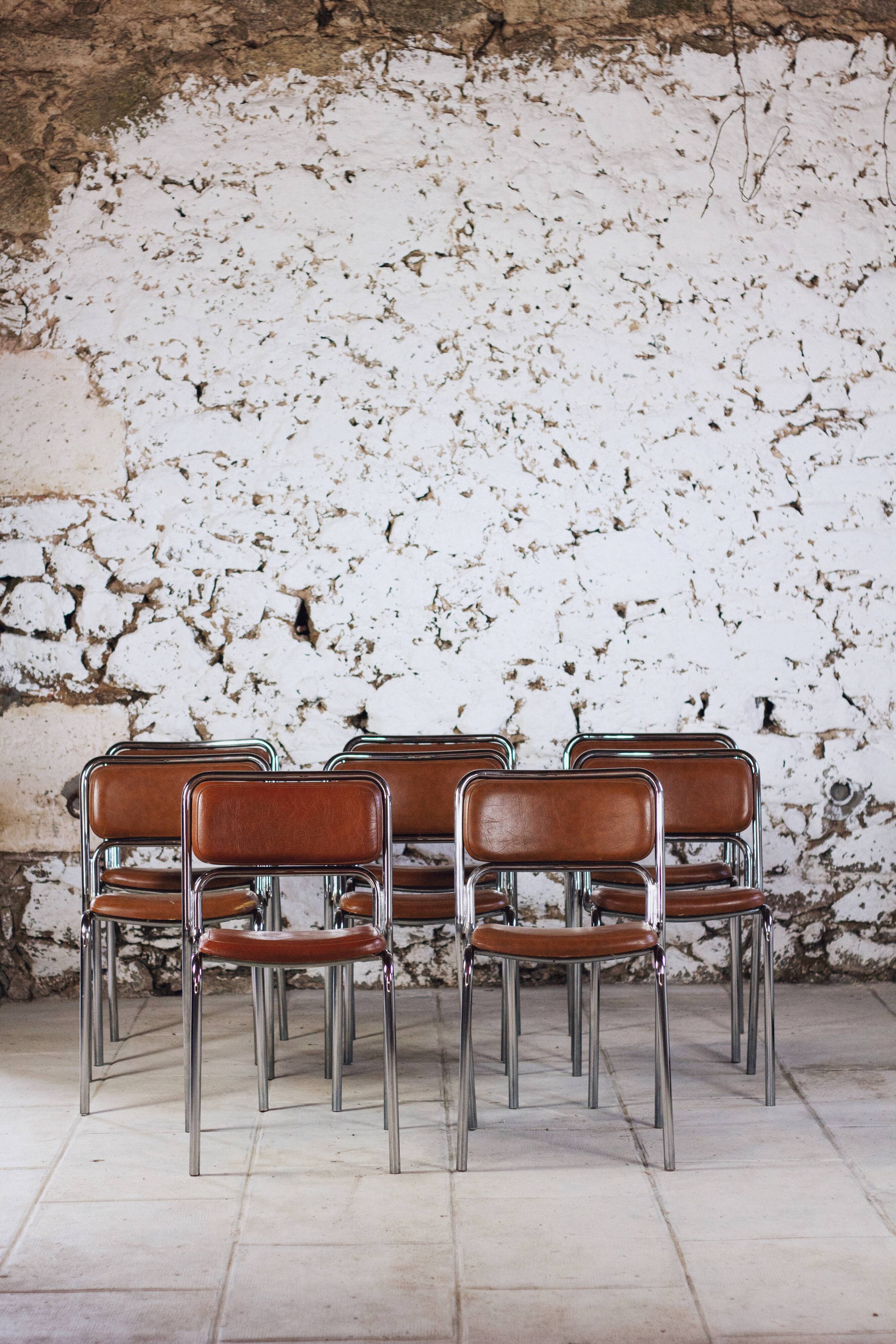 8 vintage tubular chrome and skai chairs, 1970
