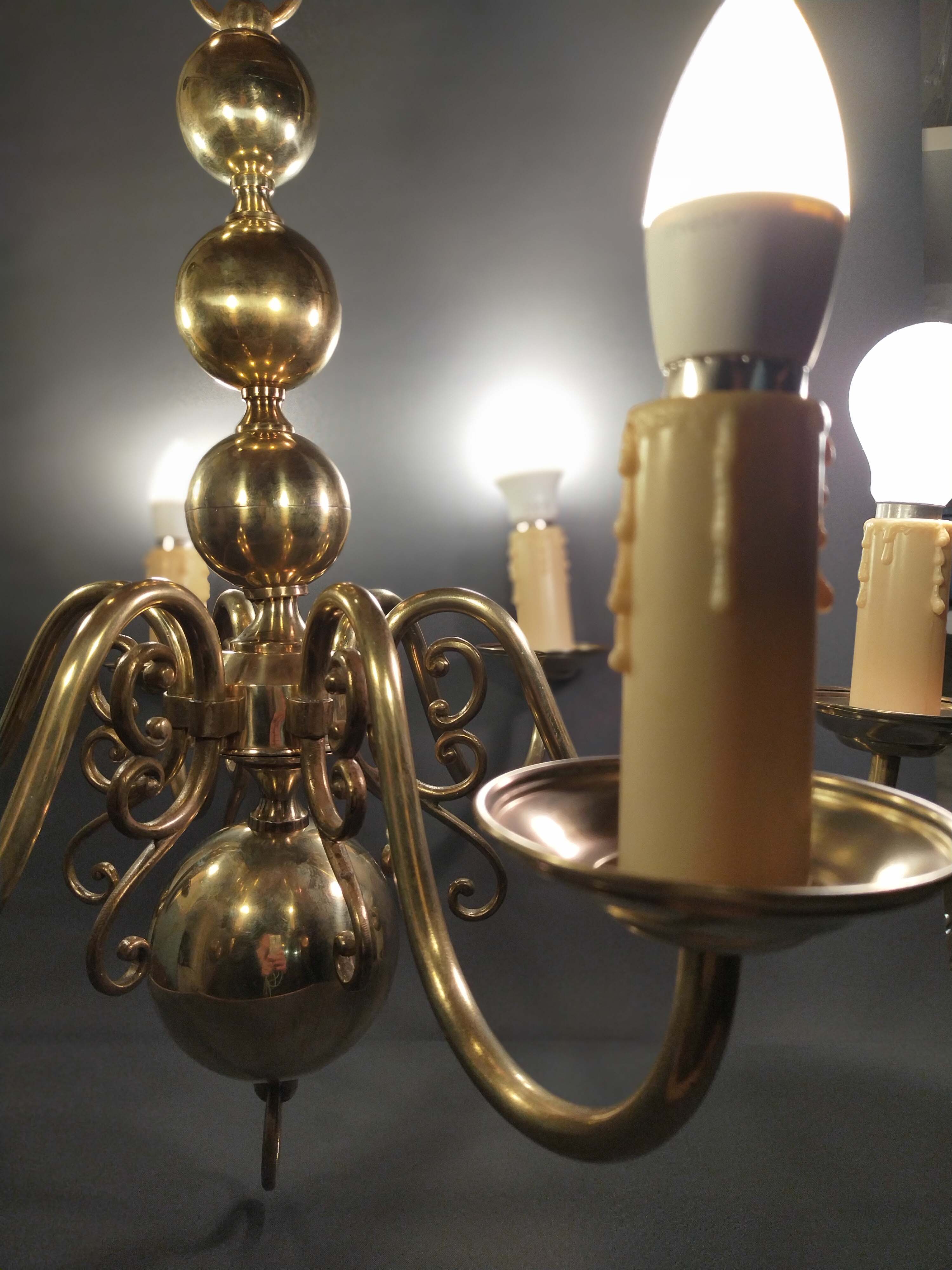 Dutch chandelier 6 lights