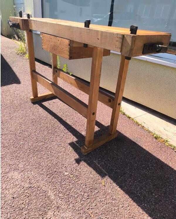 Small vintage carpenter's workbench in solid wood – Charming console