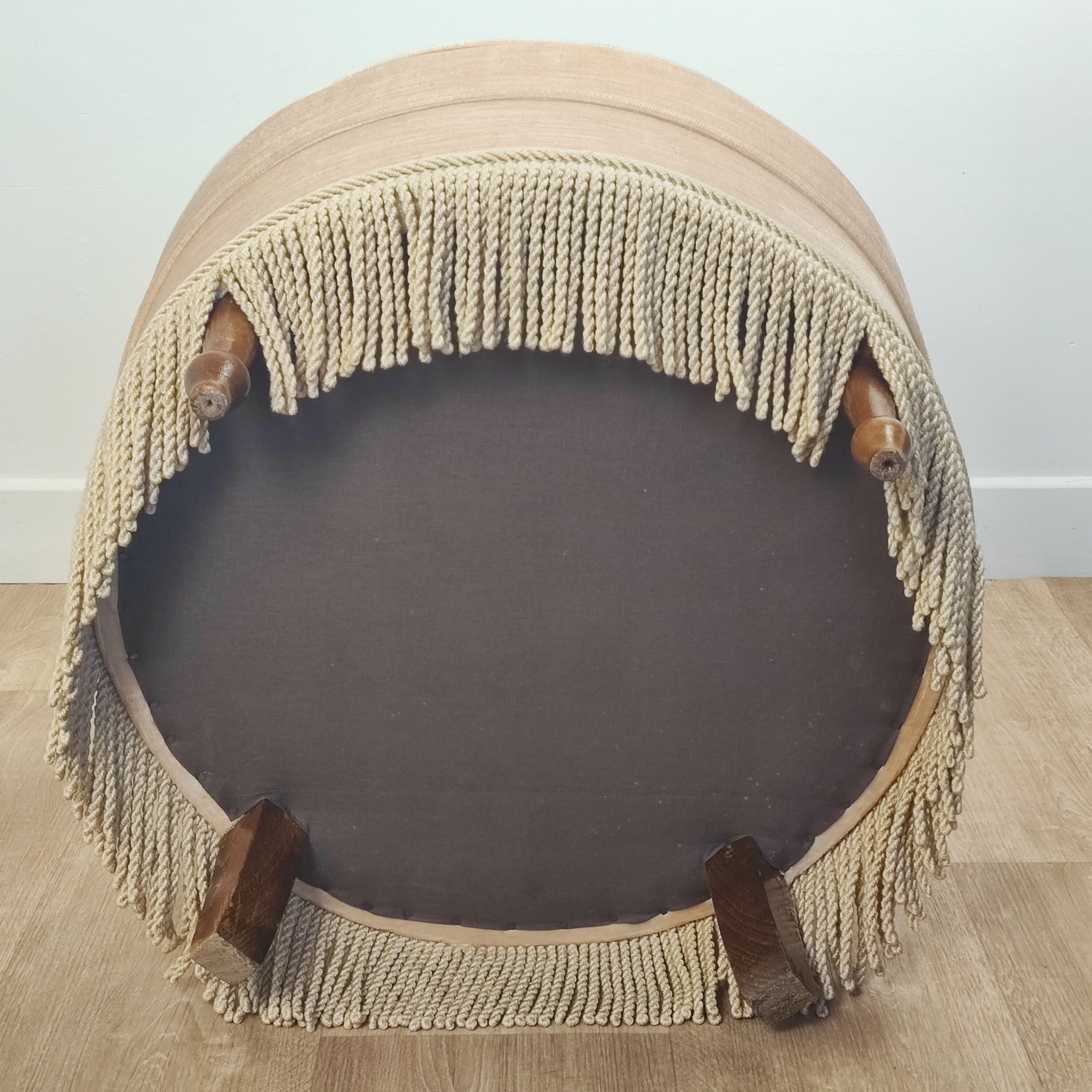 Beige velvet toad armchair