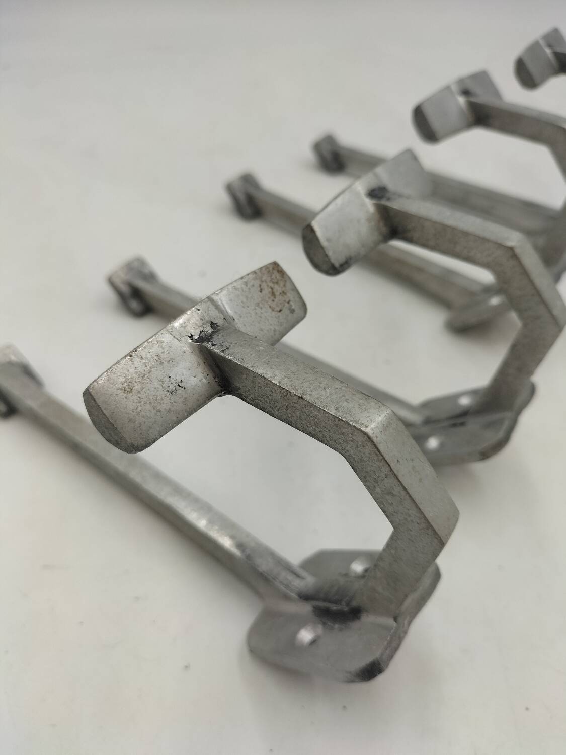 Set of 4 hooks
