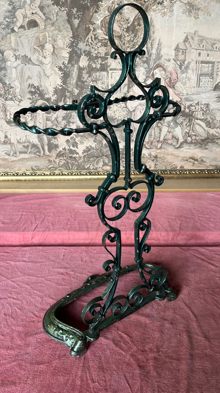 Umbrella stand in enameled cast iron and vintage iron