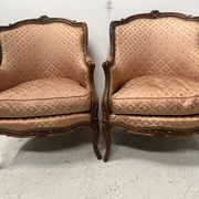 Paire de bergères de style Louis XV en bois narurel XX siècle