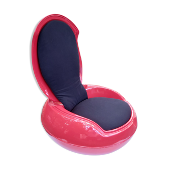 Fauteuil Egg par Peter Ghyczy