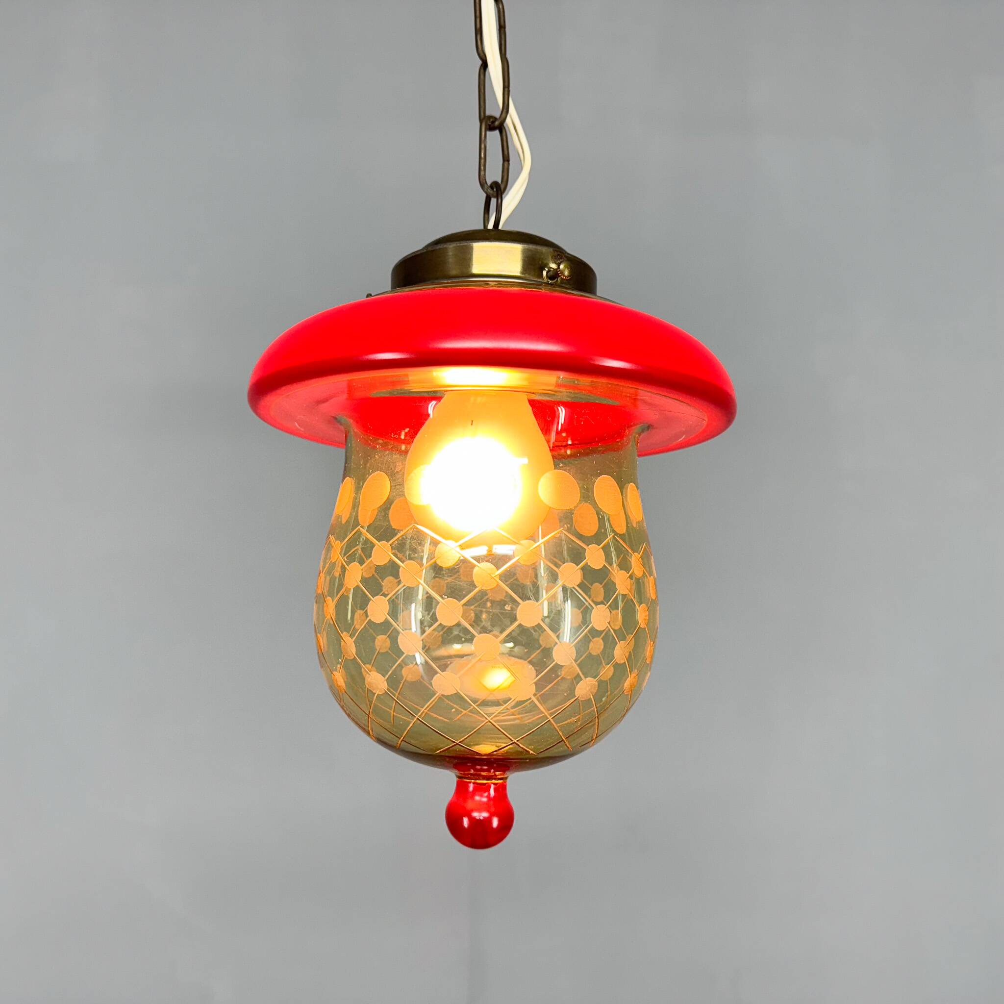 Suspension champignon en verre taillé et laiton des années 1950, Allemagne