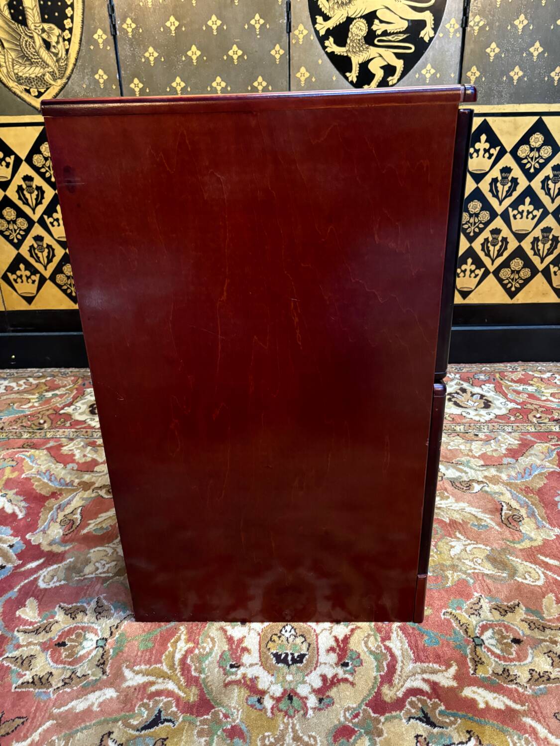 2-drawer storage cabinet