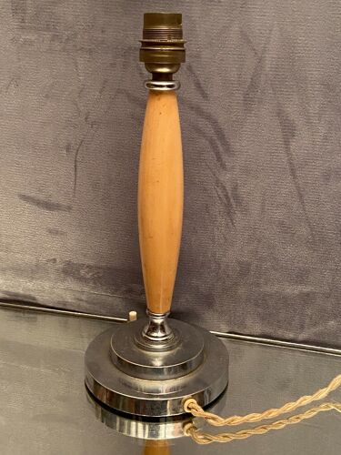 Pied de lampe en bois sur monture en métal chromé design 1930-1950