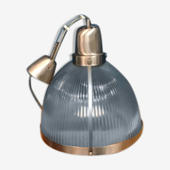 Industrial style lamp