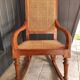 Rocking-chair ancien bois et cannage rotin
