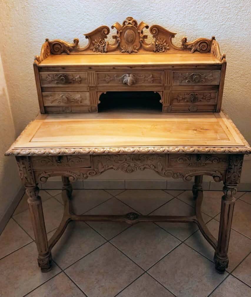 Bureau ancien