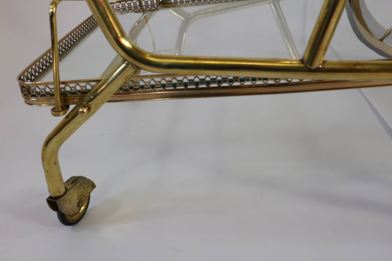 Elegant food trolley - brass - vintage.