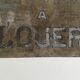 Plaque teaches A Rent in zinc 20s