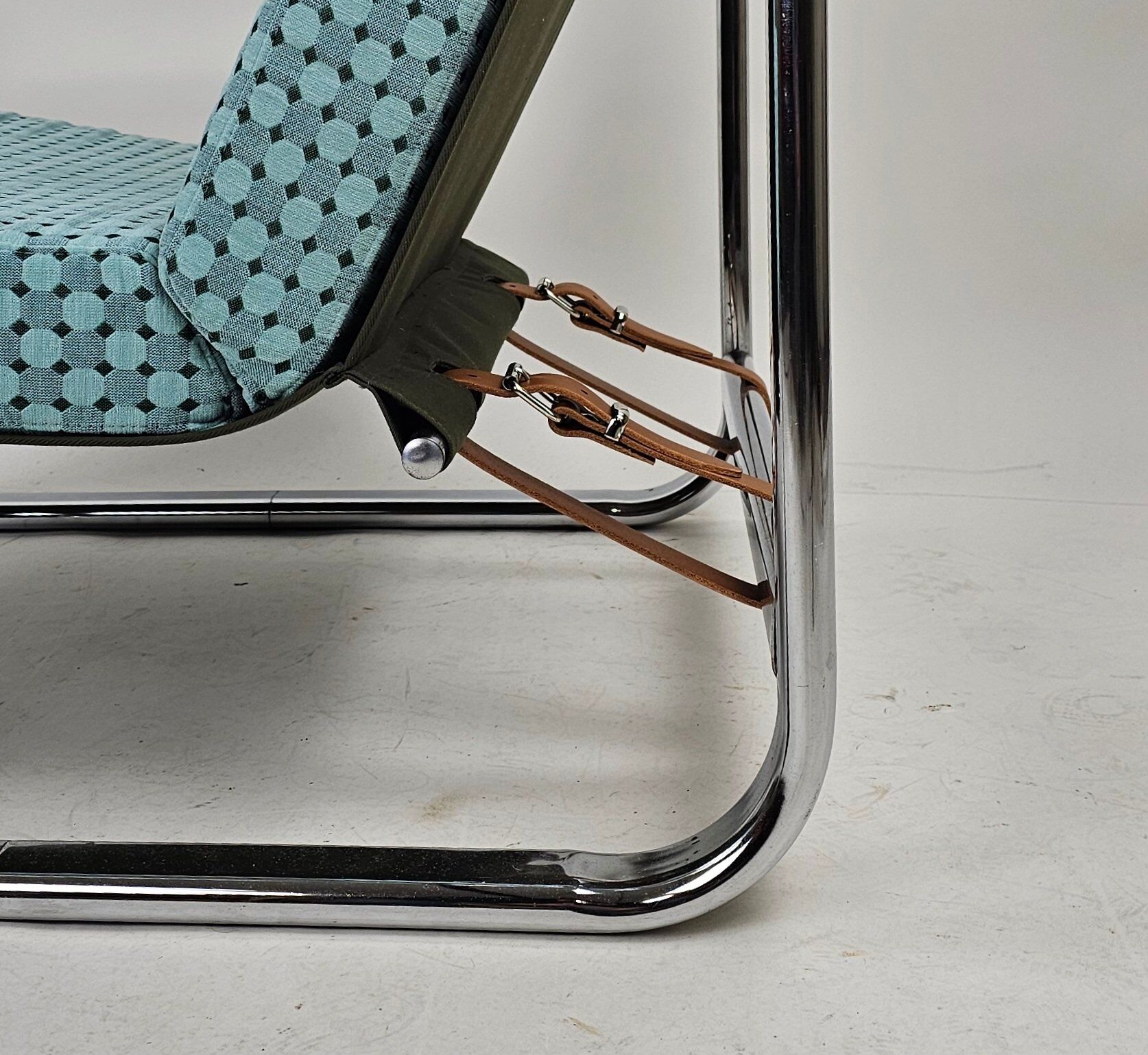 Set of 2 Italian chairs in chrome frame and completely reupholstered