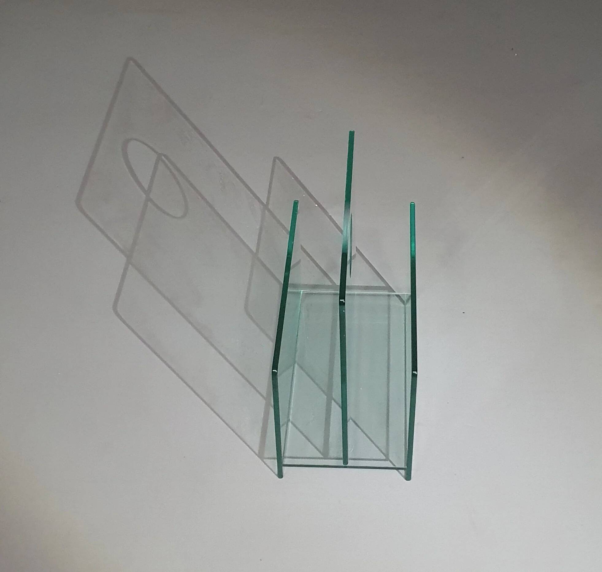 Porte-revues / verre / années 1980