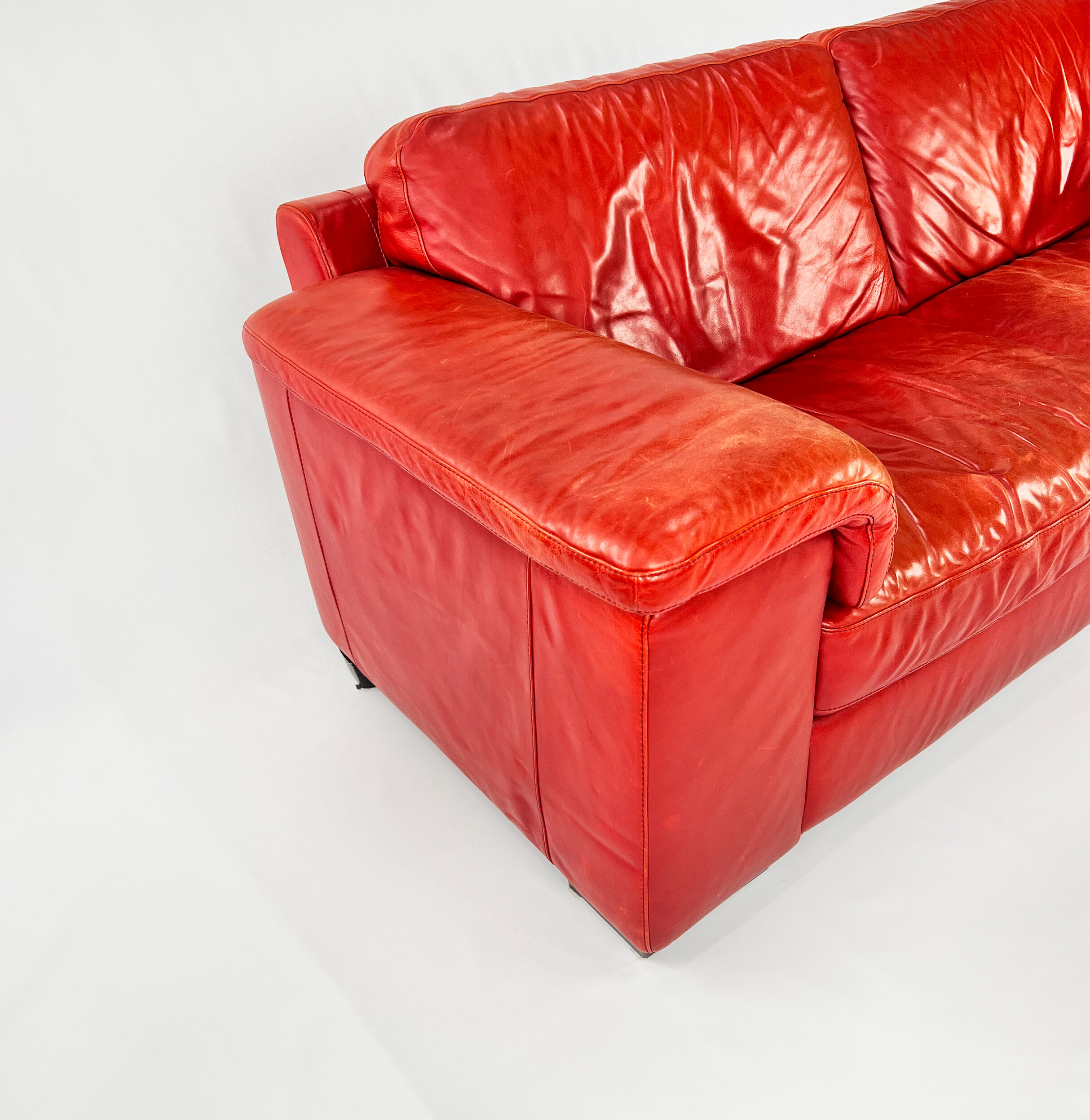 Postmodern italian leather sofa, 1980s