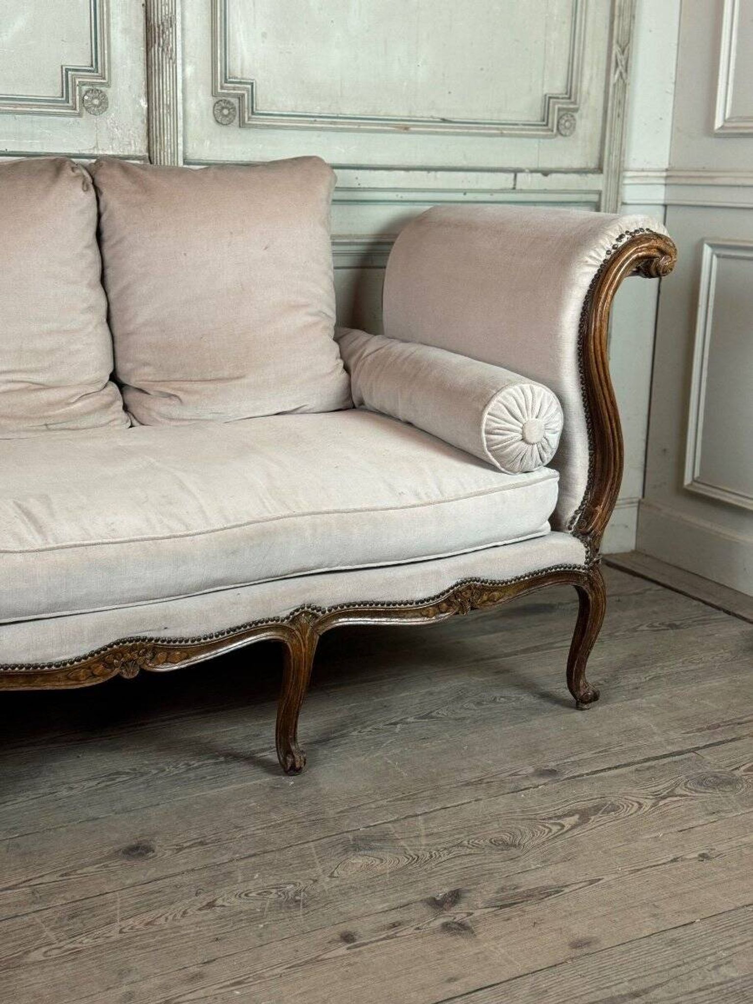 Louis XV Daybed In Beech Carved On All 4 Sides, France