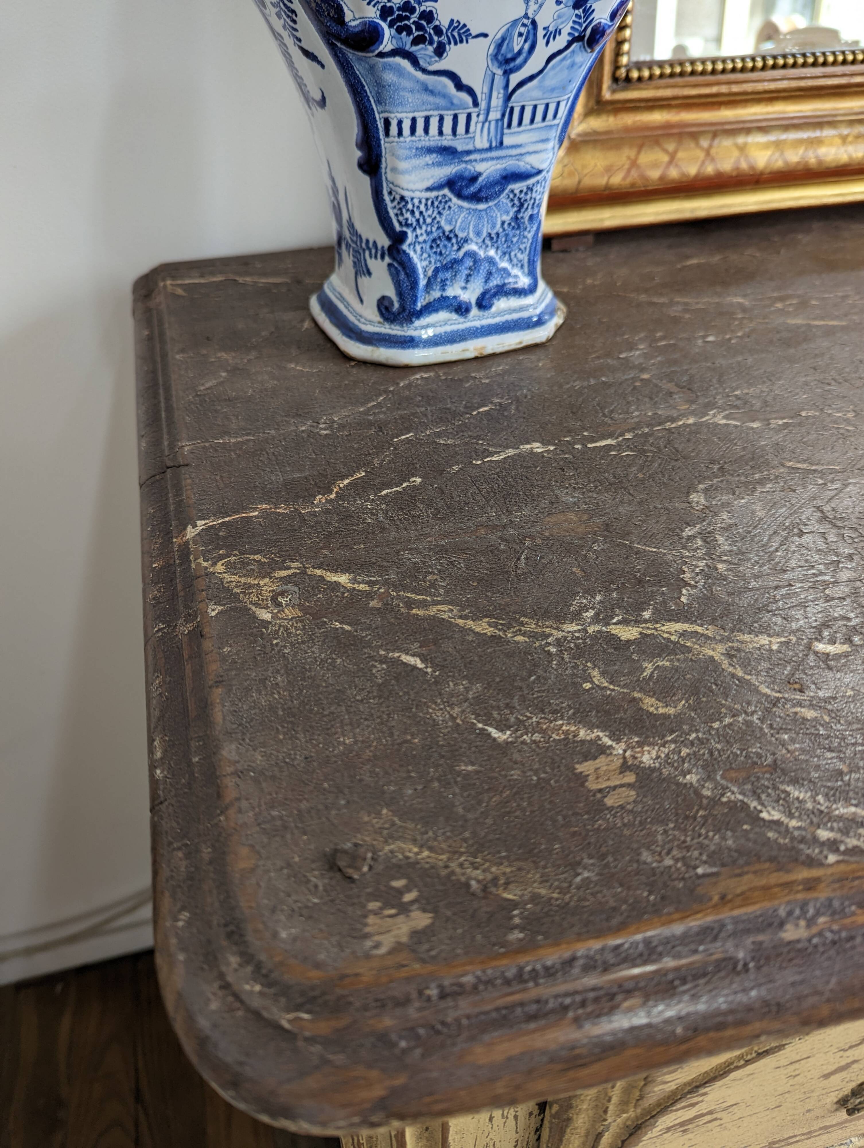 Patinated chest of drawers XVIII era