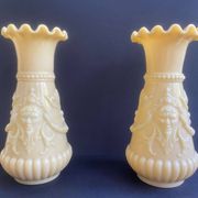 Pair of vintage Vierzon beige opaline vases