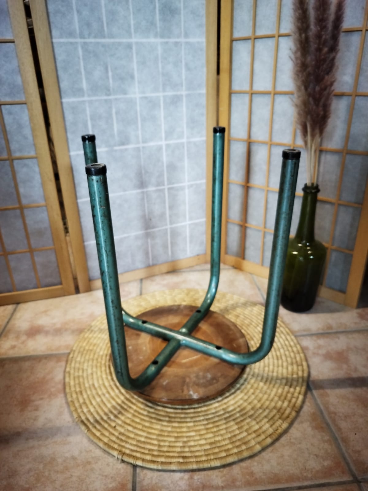 Industrial style tubular foot workshop stool