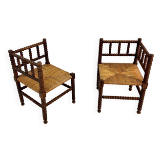 Pair of Provençal corner chairs in turned oak – 1920s