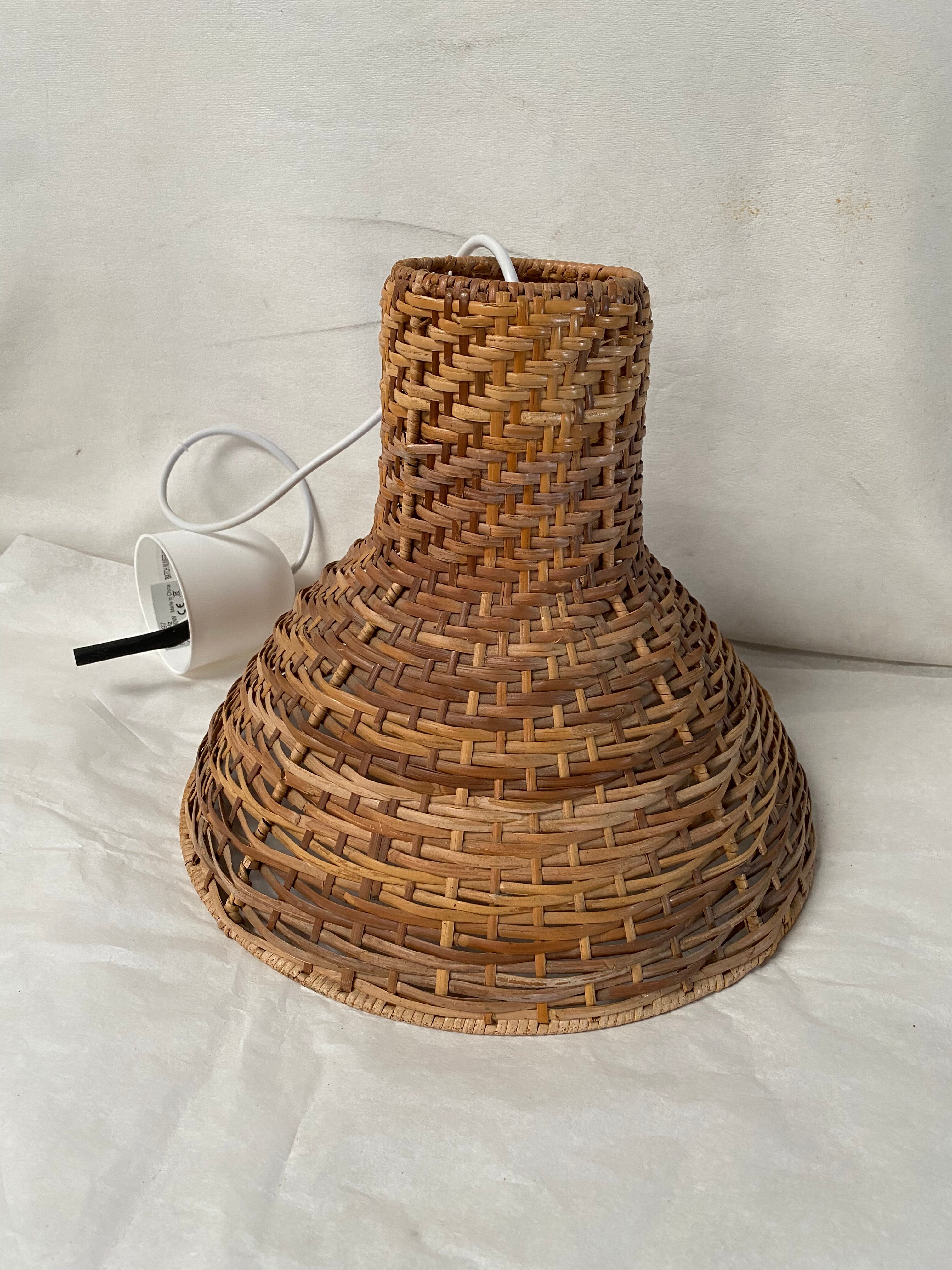 Vintage rattan pendant lamp