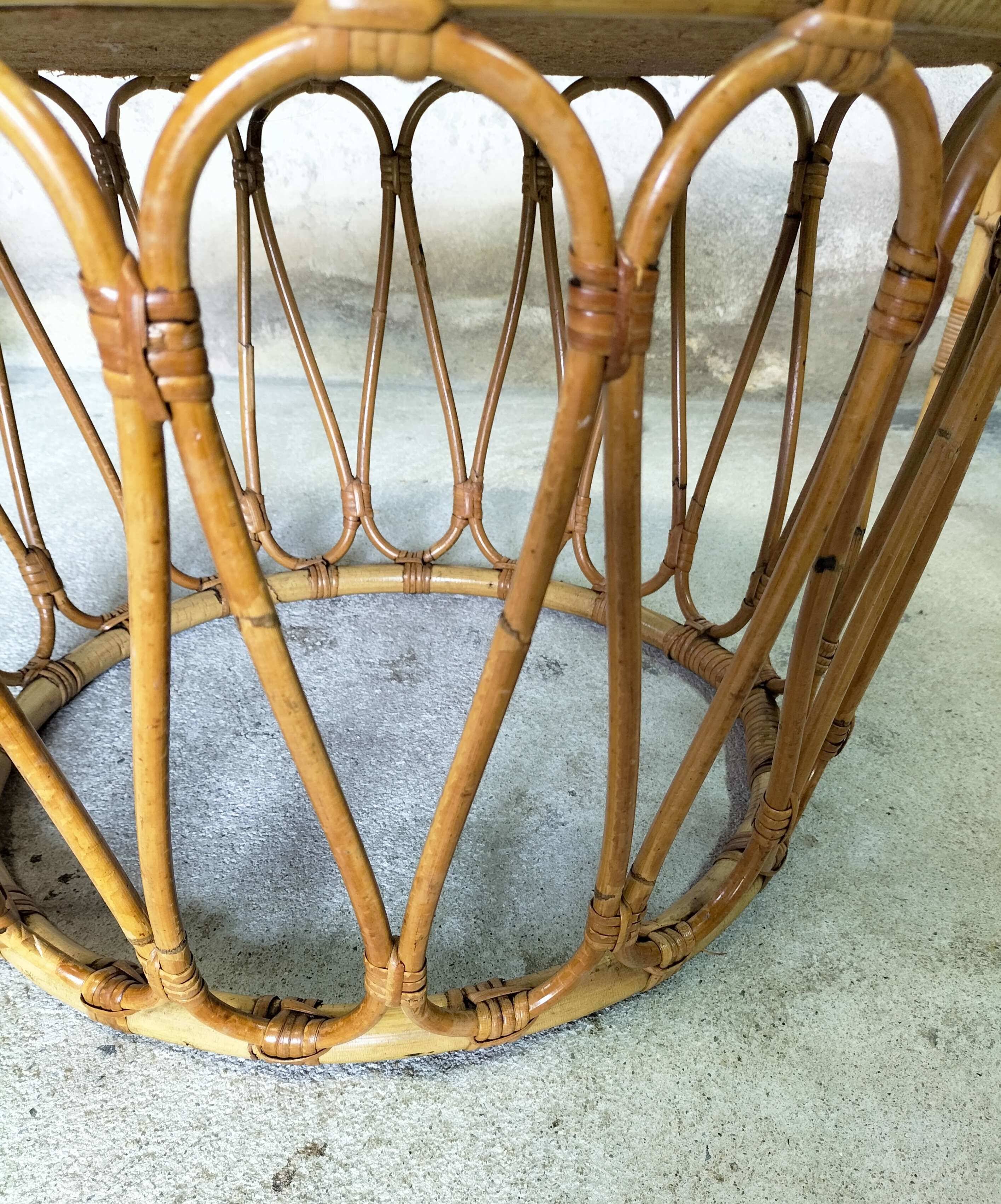 Garden furniture: 4 armchairs and rattan coffee table