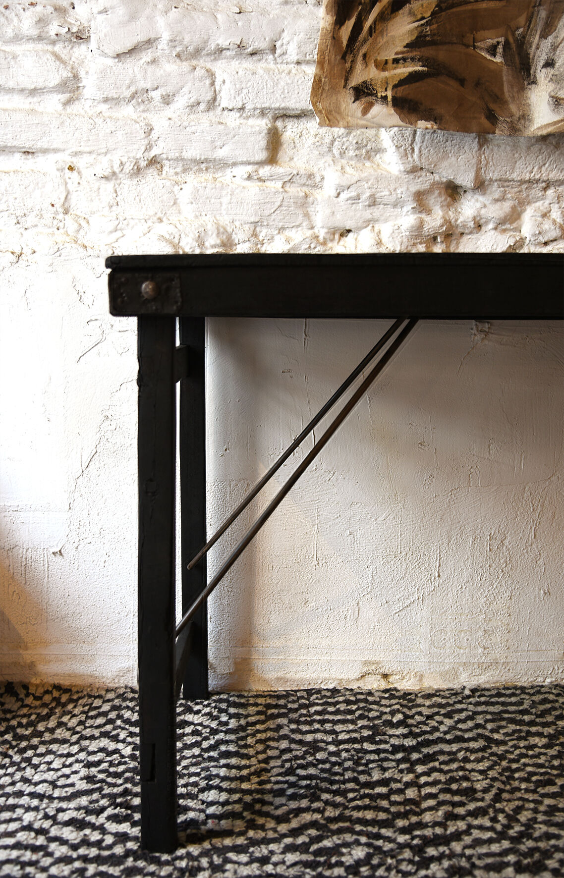 Burnt wood finish table / shou-sugi-ban