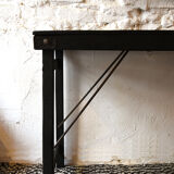 Burnt wood finish table / shou-sugi-ban