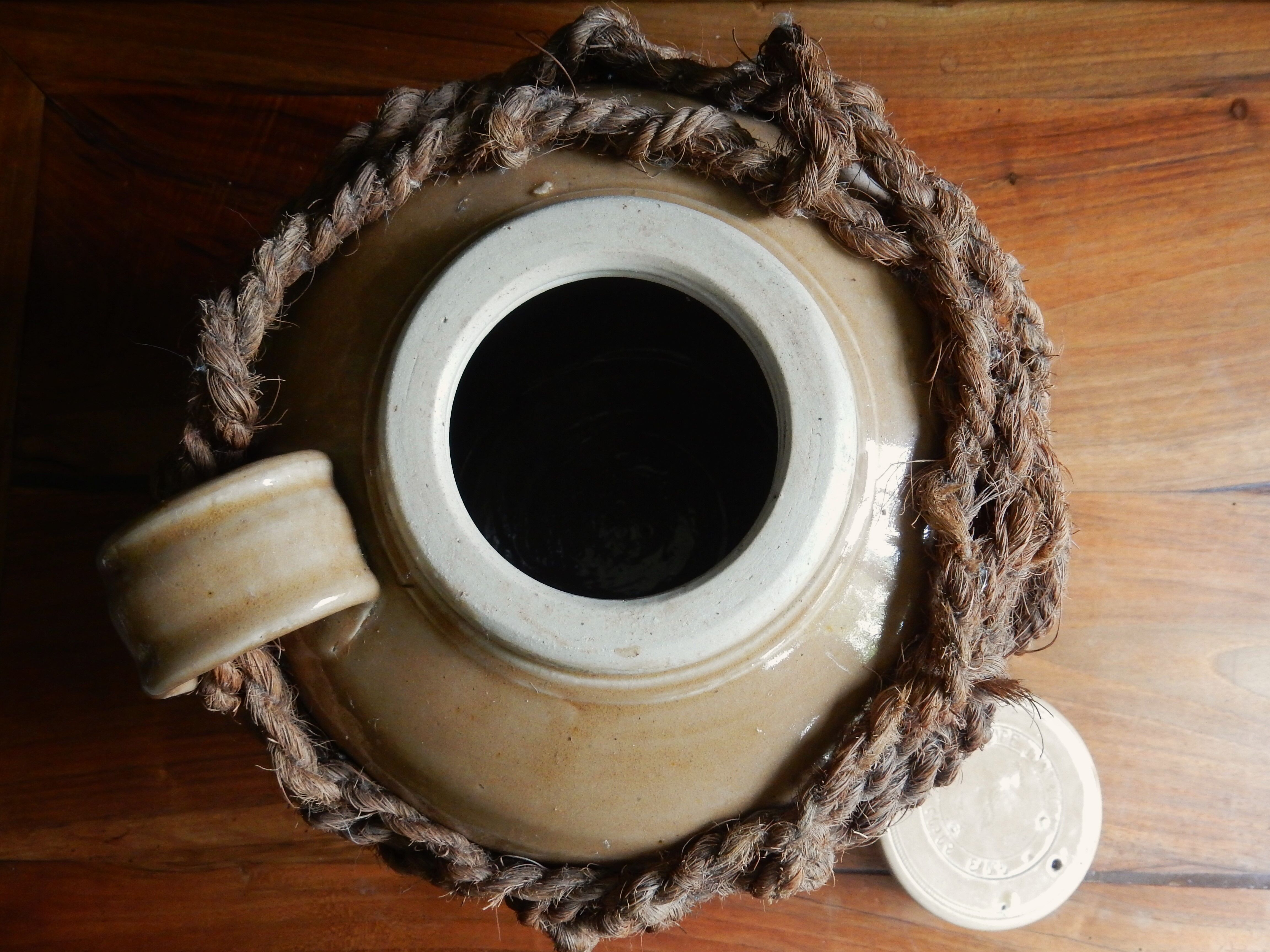 Large stoneware pot XIXth transport of acid