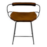 Tabouret de cuisine avec dossier métal noir fumé et cuir naturel tabac
