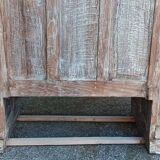 Meuble de rangement en bois ancien