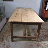 Farm table