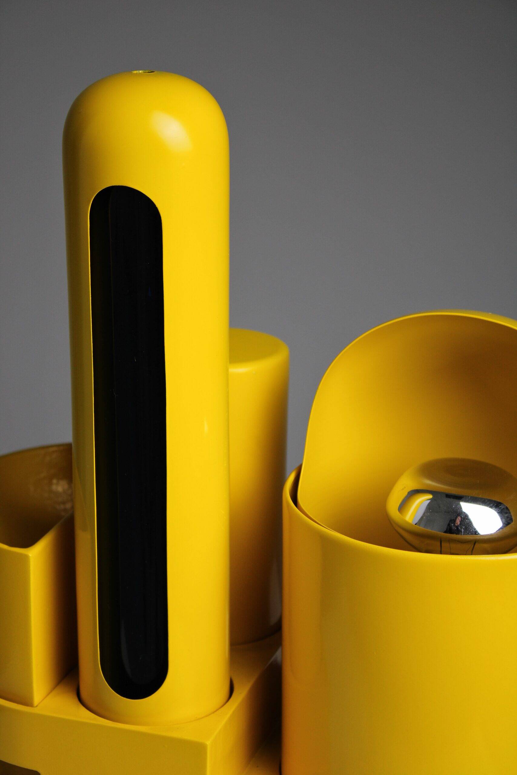 Rimorchiatore table lamp by Gae Aulenti for Candle, 1969