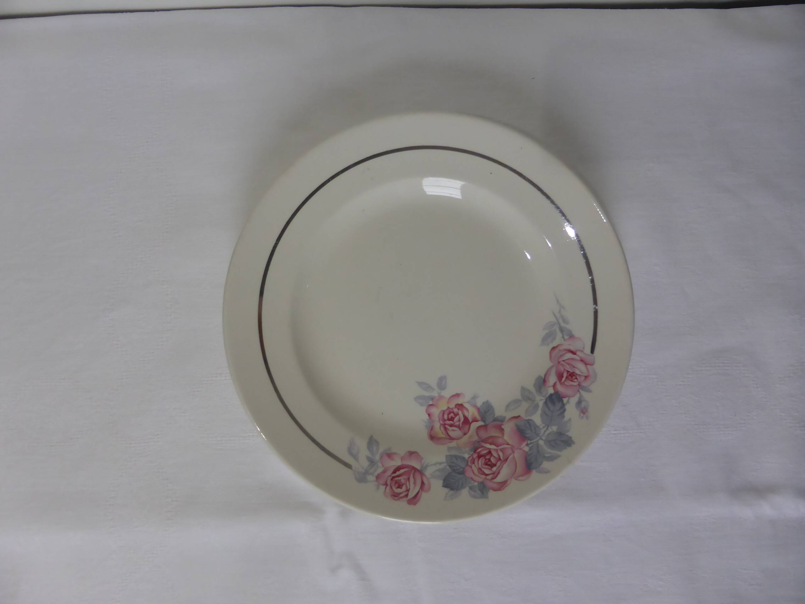 Dish servant on pedestal Digoin Sarreguemines 200320