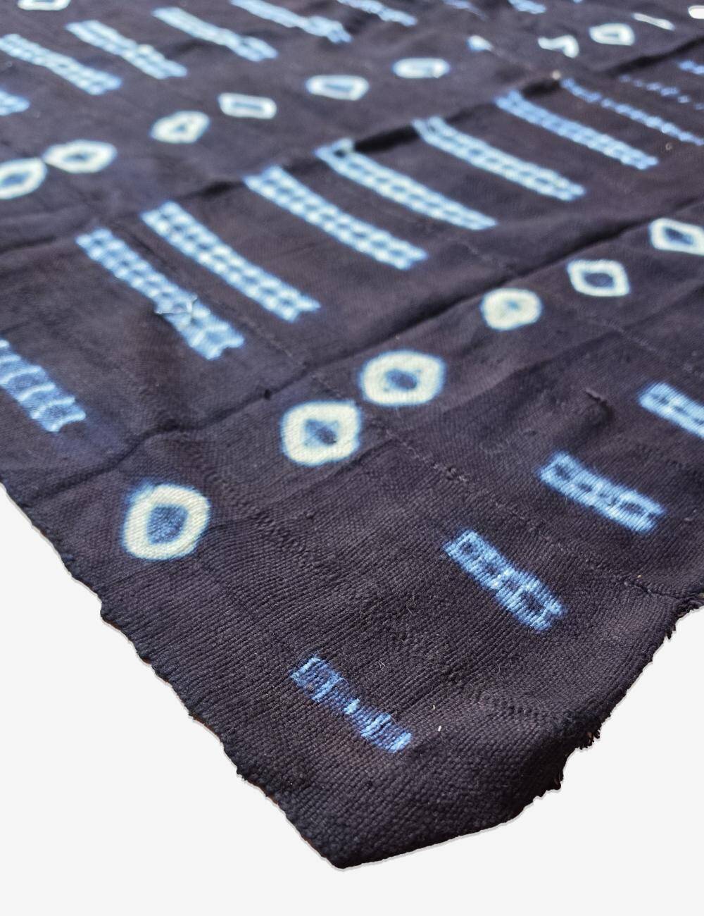 Handmade African Bogolan fabric - 152 x 115 cm