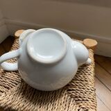 Round teapot in white earthenware, 1 liter